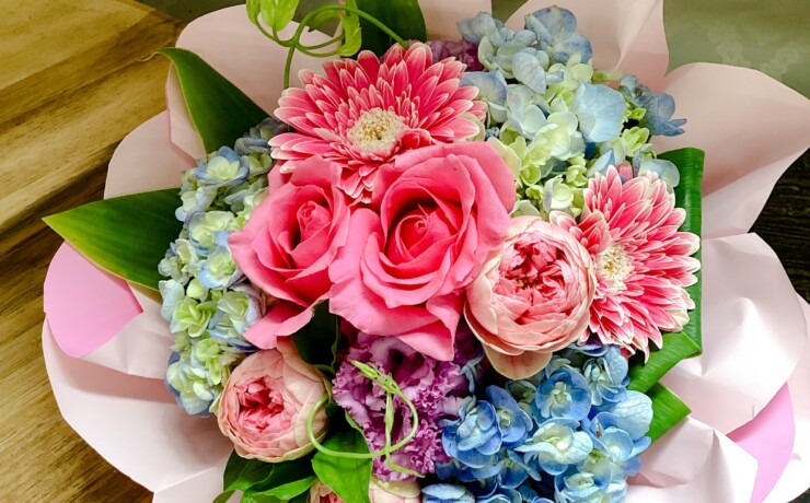 花束 3,000円〜 1